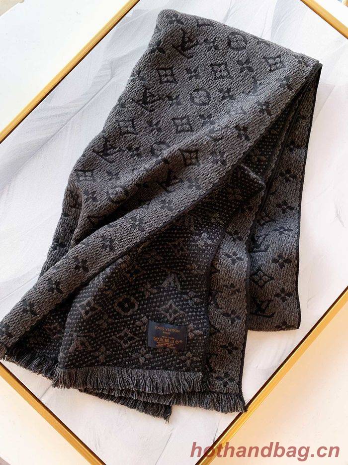 Louis Vuitton Scarf LV00030